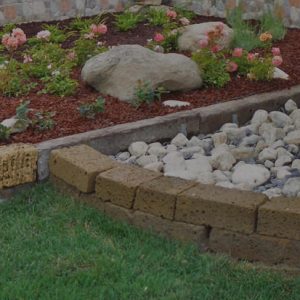 Piccolo muretto di contenimento terreno