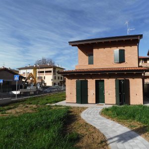 costruzione villetta con giardino